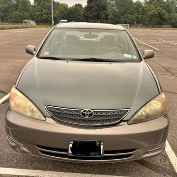 2004 Toyota Camry LE