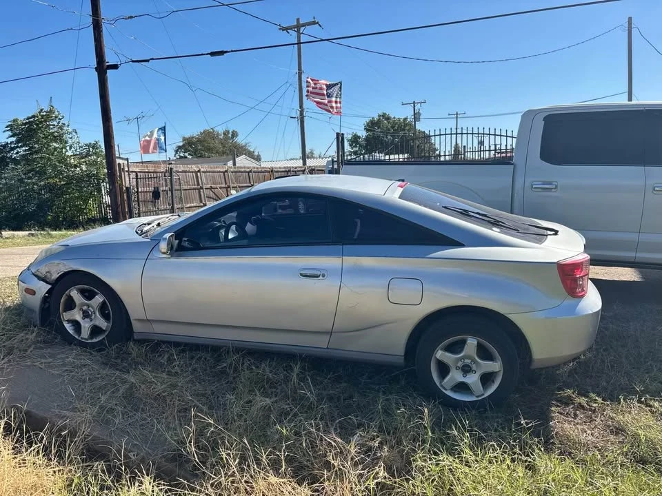 2004 Toyota Celica 7th Gen - Image 2 of 4
