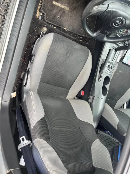 2004 Toyota Celica 7th Gen - Image 8 of 10