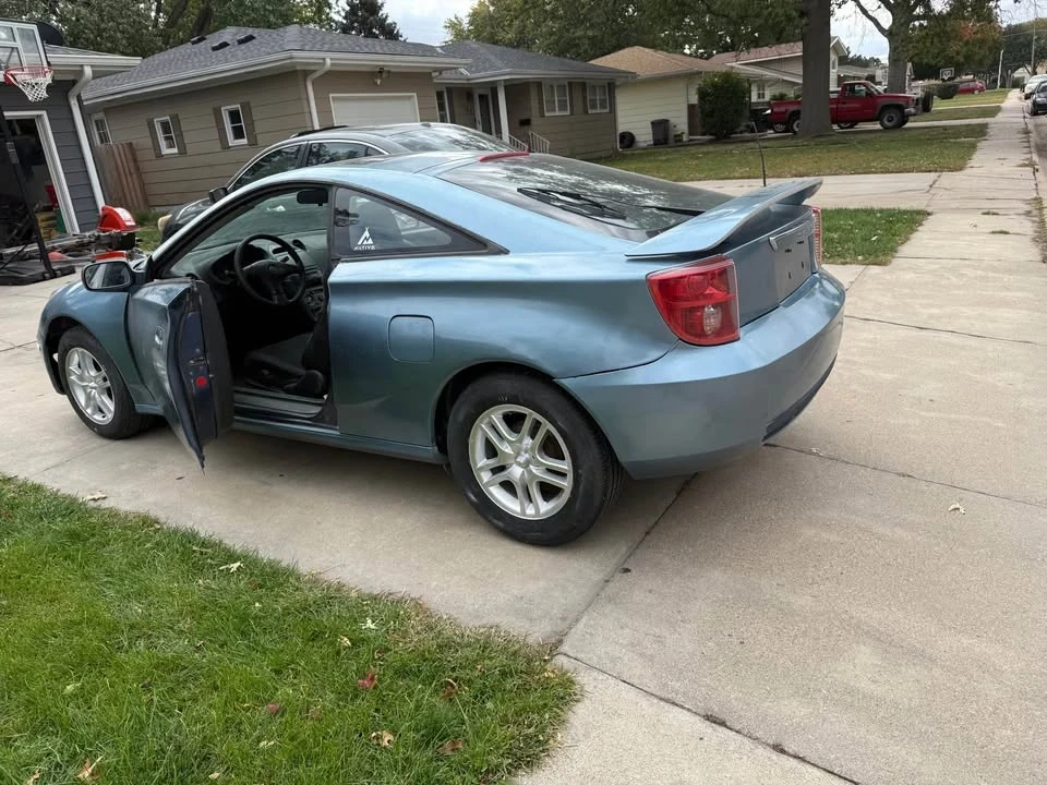 2004 Toyota Celica 7th Gen - Image 2 of 10