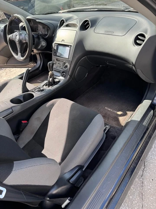 2004 Toyota Celica 7th Gen - Image 9 of 12