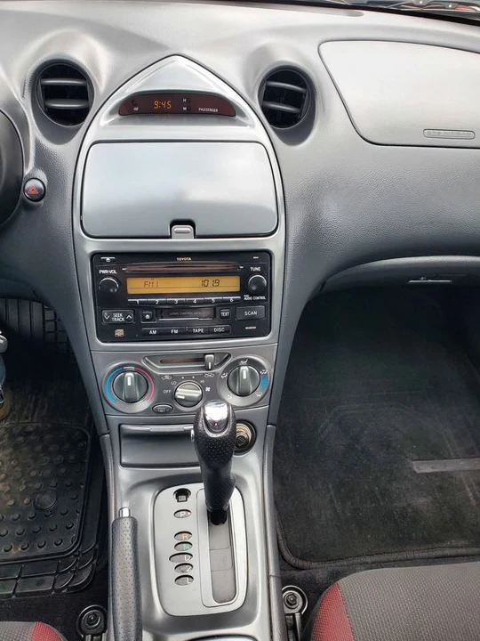 2004 Toyota Celica 7th Gen - Image 13 of 15