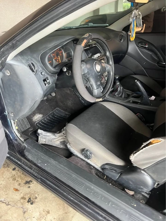2004 Toyota Celica 7th Gen - Image 2 of 11