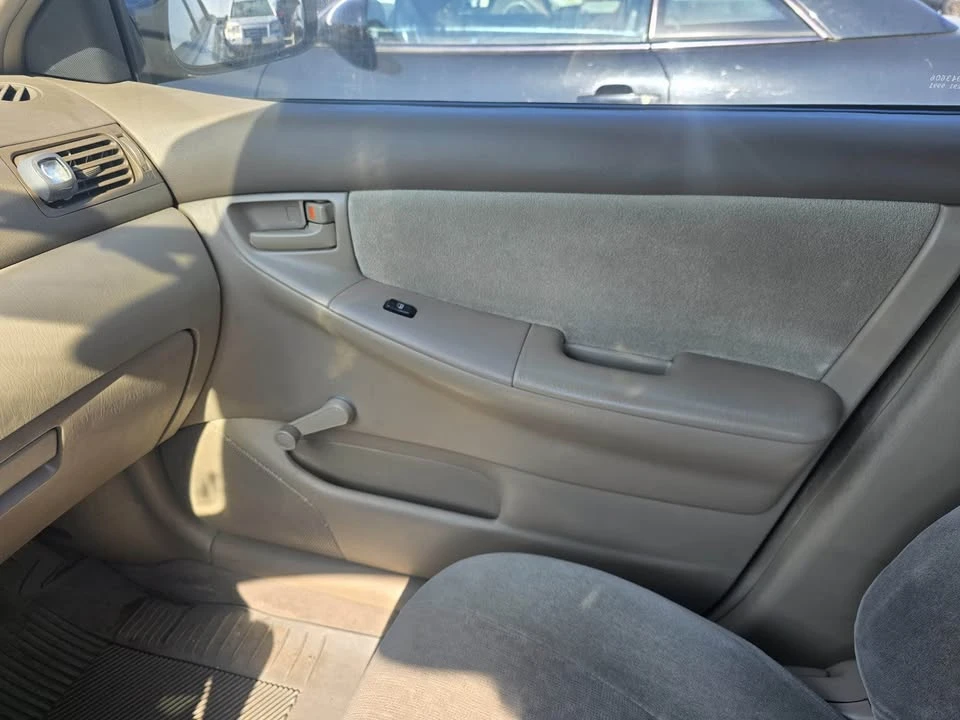 2004 Toyota Corolla 9th Gen - Image 5 of 10