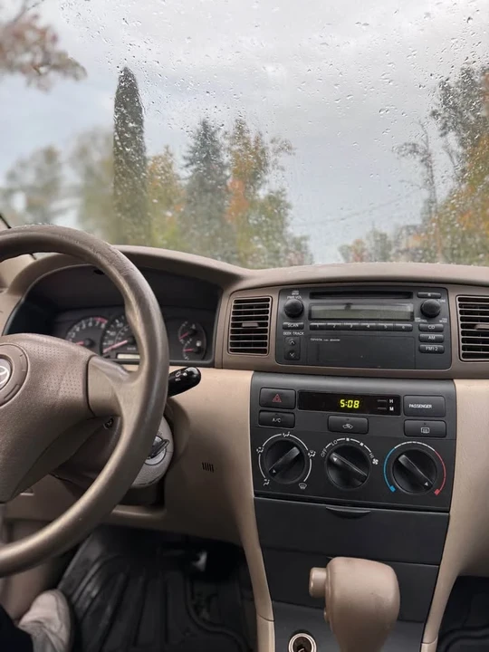 2004 Toyota Corolla 9th Gen - Image 7 of 9