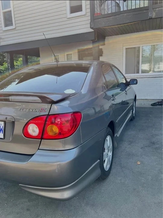 2004 Toyota Corolla 9th Gen - Image 5 of 10