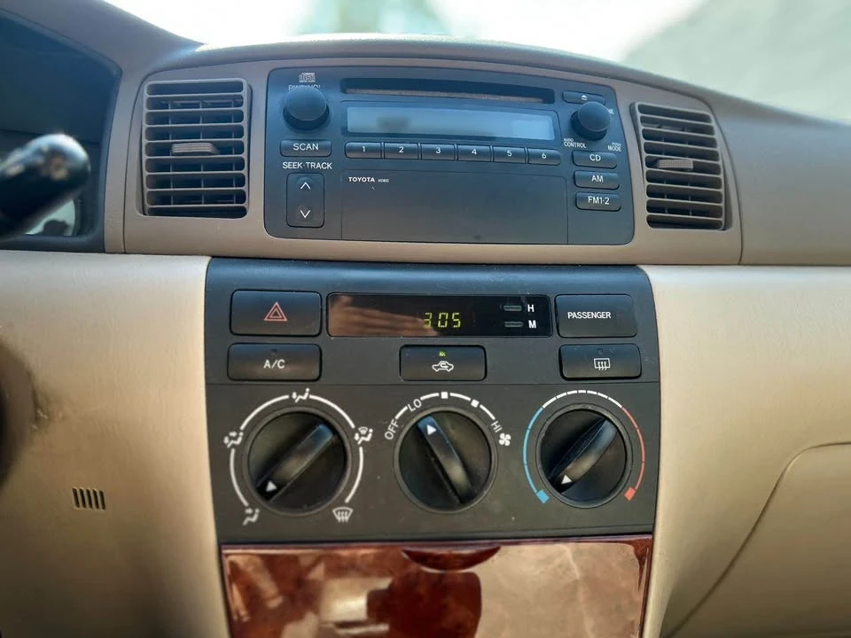 2004 Toyota Corolla 9th Gen - Image 6 of 15