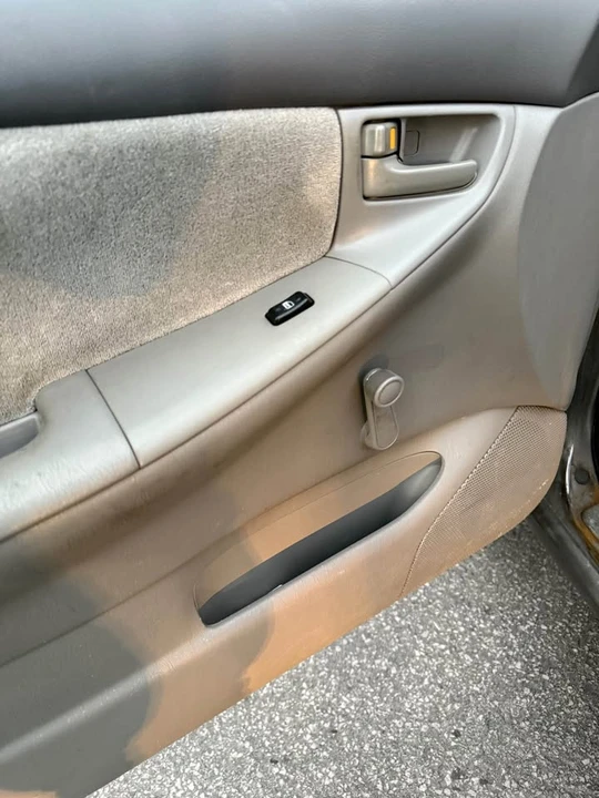 2004 Toyota Corolla 9th Gen - Image 12 of 19
