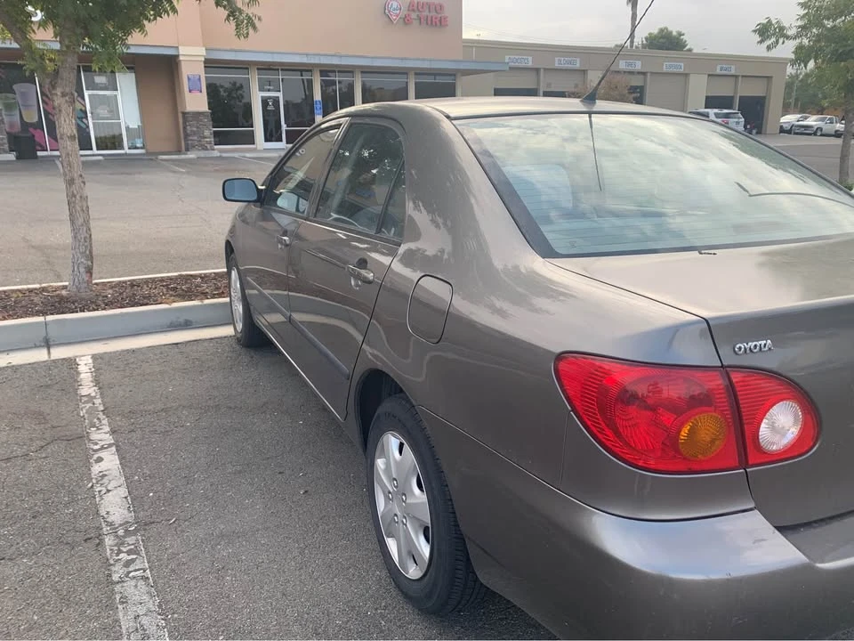 2004 Toyota Corolla 9th Gen - Image 2 of 3