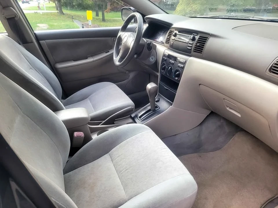2004 Toyota Corolla 9th Gen - Image 5 of 11
