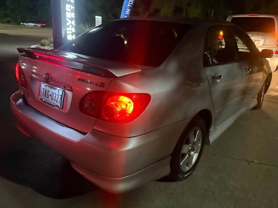 2004 Toyota Corolla 9th Gen - Image 2 of 4