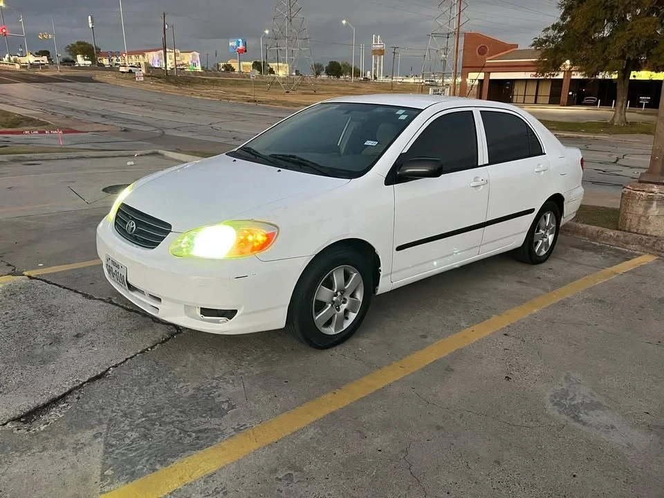 2004 Toyota Corolla 9th Gen - Image 2 of 3