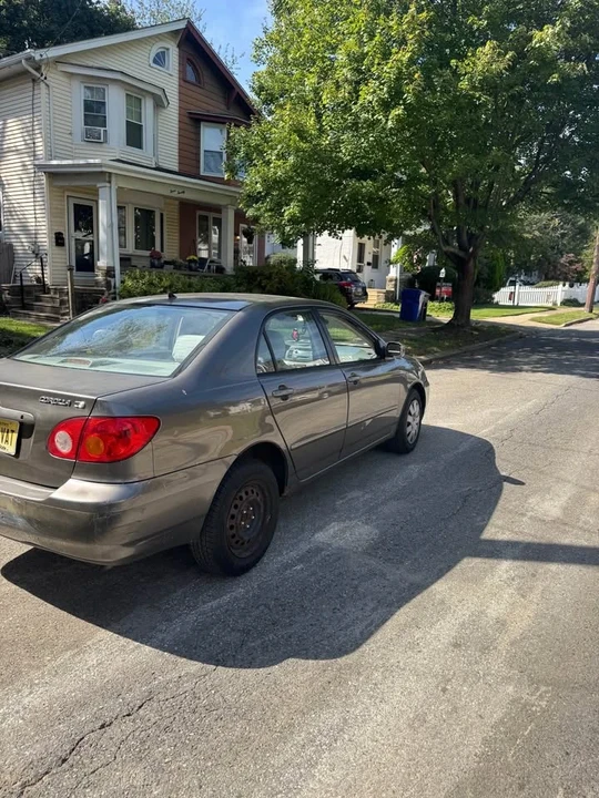2004 Toyota Corolla 9th Gen - Image 3 of 4