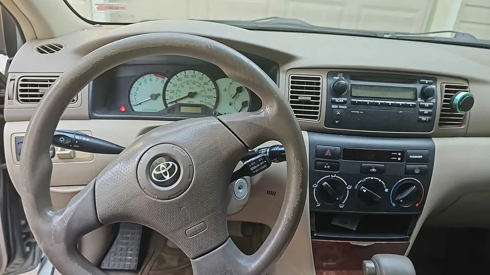 2004 Toyota Corolla 9th Gen - Image 2 of 5