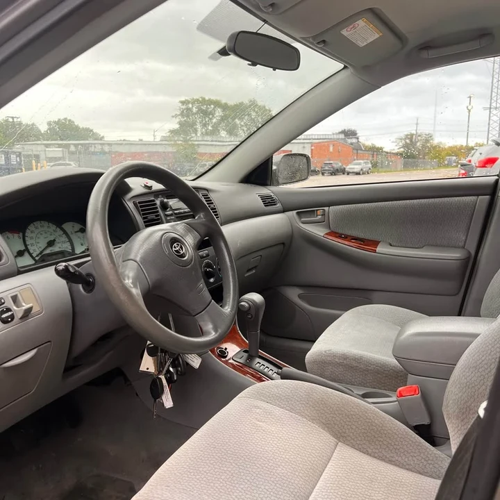 2004 Toyota Corolla 9th Gen - Image 6 of 10