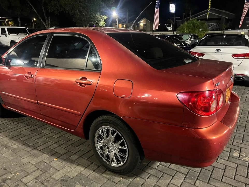 2004 Toyota Corolla 9th Gen - Image 5 of 12