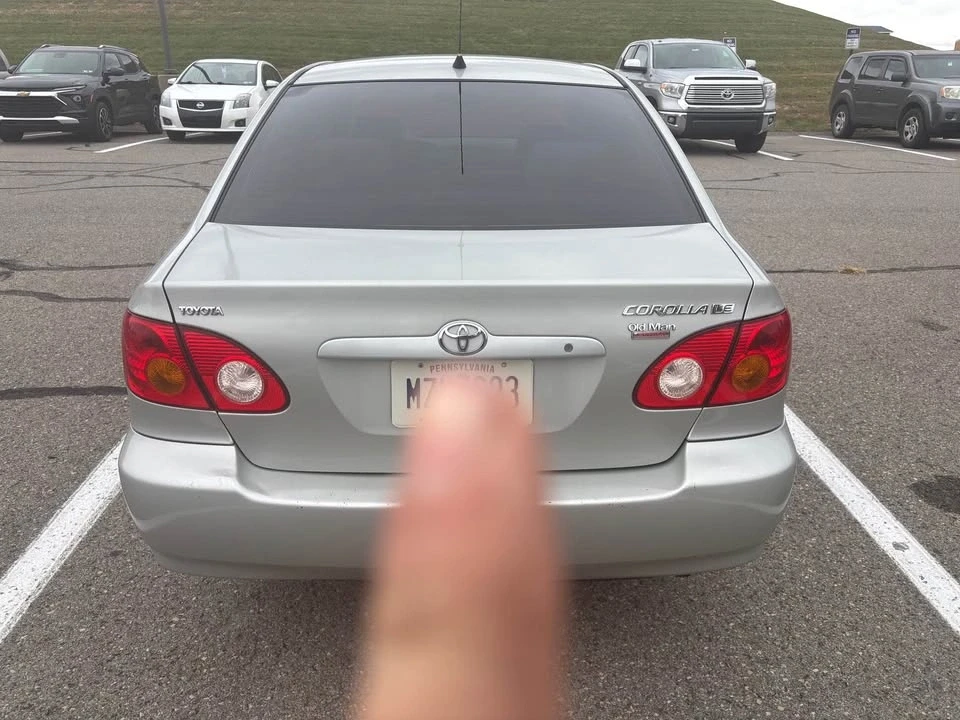 2004 Toyota Corolla 9th Gen - Image 3 of 11