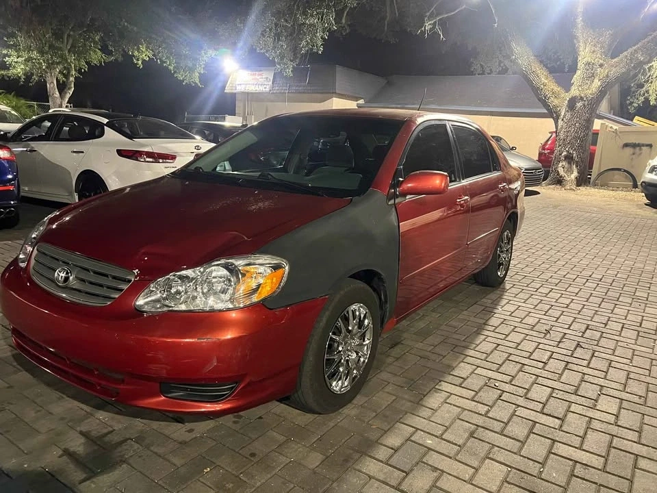 2004 Toyota Corolla 9th Gen - Image 2 of 12