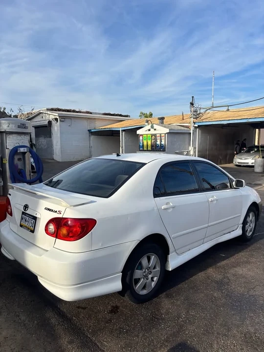 2004 Toyota Corolla 9th Gen - Image 2 of 12