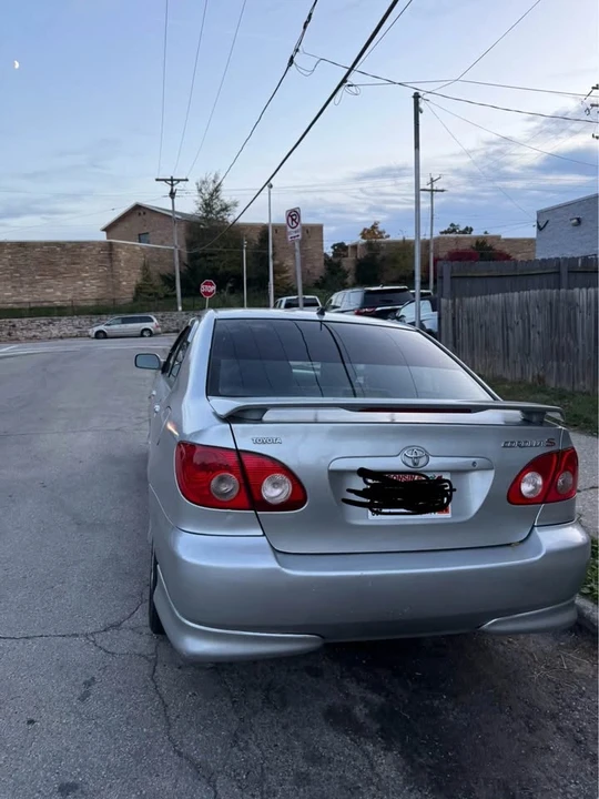 2004 Toyota Corolla 9th Gen - Image 2 of 4