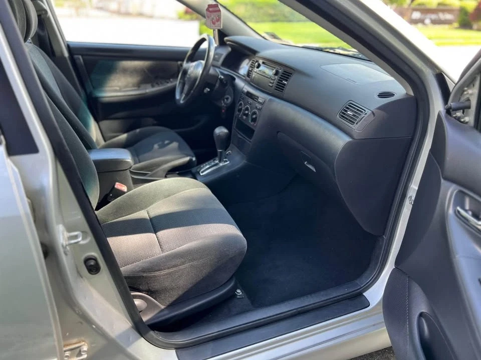 2004 Toyota Corolla 9th Gen - Image 7 of 15