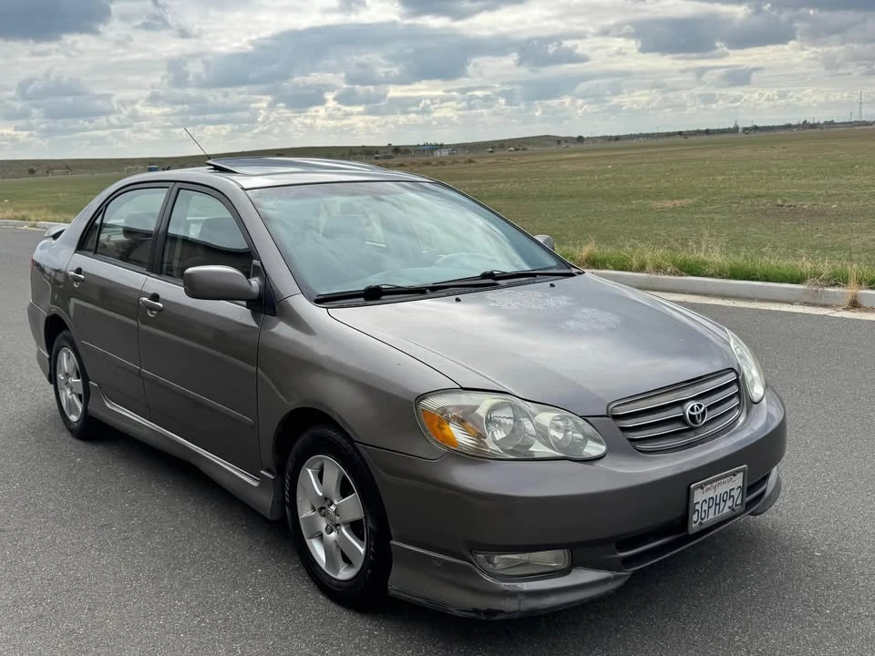 2004 Toyota Corolla 9th Gen - Image 2 of 20