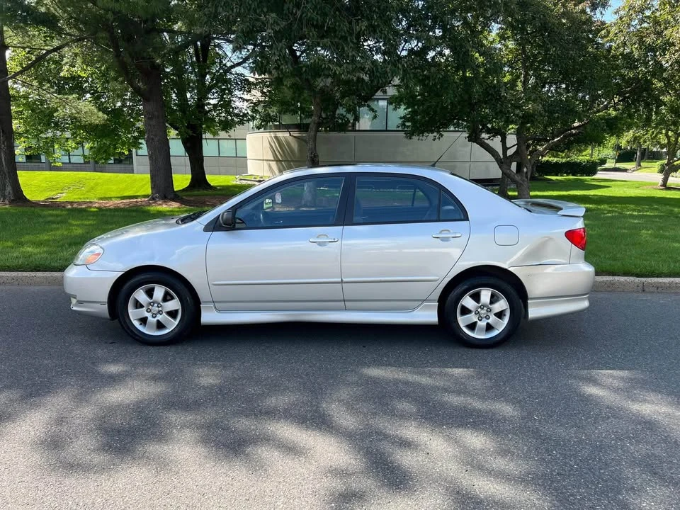 2004 Toyota Corolla 9th Gen - Image 4 of 13