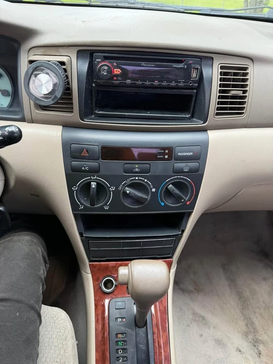 2004 Toyota Corolla 9th Gen - Image 4 of 4