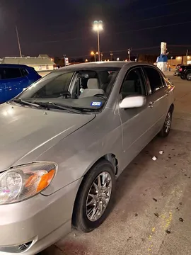 2004 Toyota Corolla SE Sedan