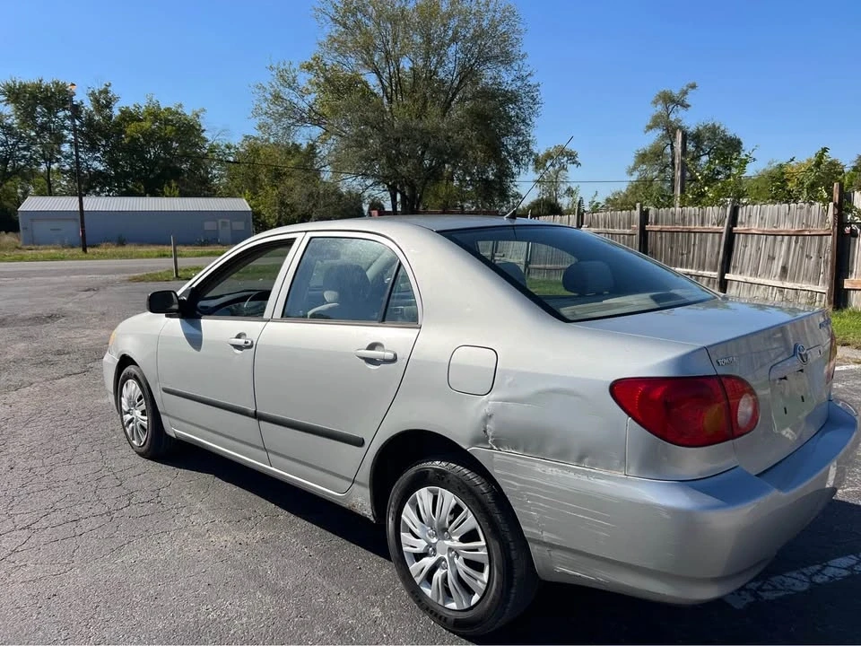 2004 Toyota Corolla 9th Gen - Image 3 of 12