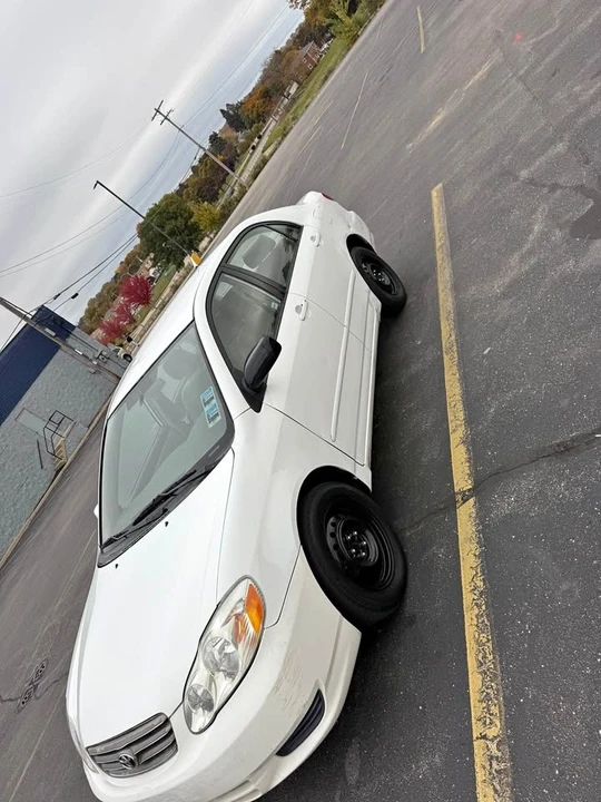 2004 Toyota Corolla 9th Gen - Image 1 of 9