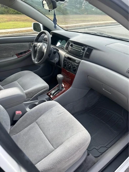 2004 Toyota Corolla 9th Gen - Image 7 of 16