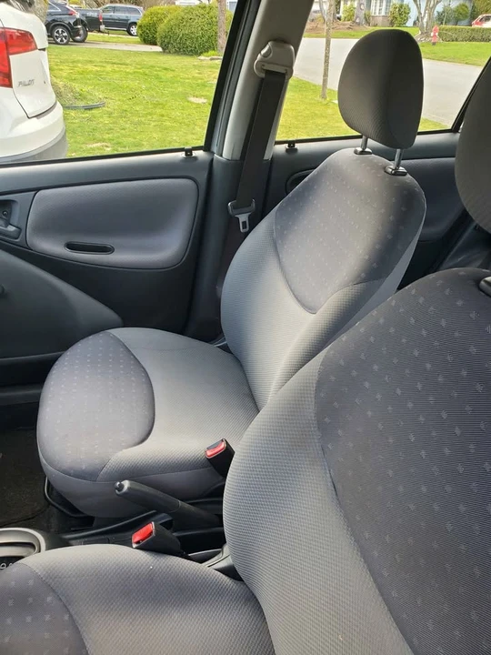 2004 Toyota Echo - Image 3 of 11