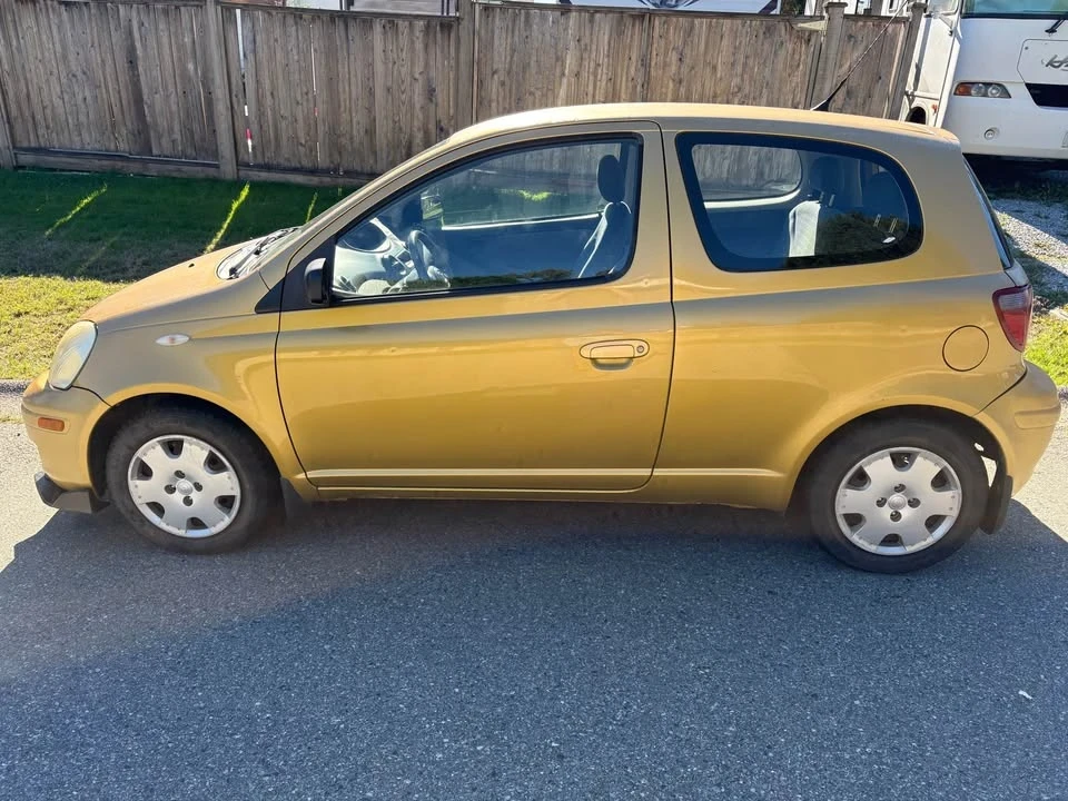 2004 Toyota Echo - Image 2 of 12