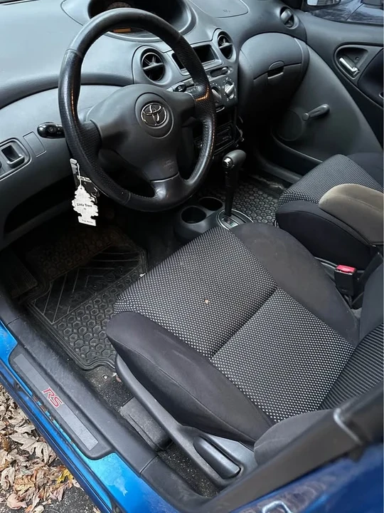2004 Toyota Echo - Image 6 of 8