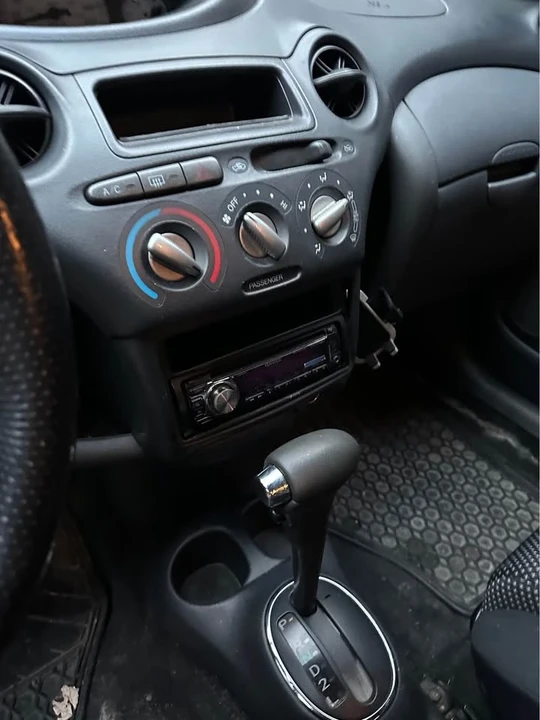 2004 Toyota Echo - Image 8 of 8