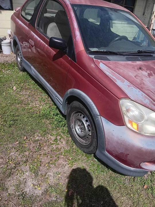 2004 Toyota Echo - Image 2 of 8