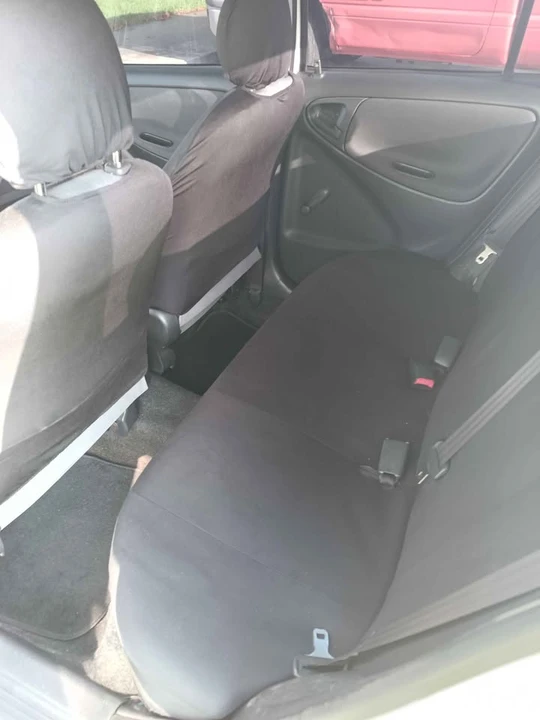 2004 Toyota Echo - Image 11 of 17
