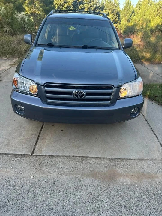2004 Toyota Highlander - Image 2 of 6