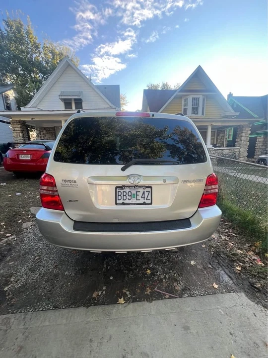 2004 Toyota Highlander - Image 5 of 14