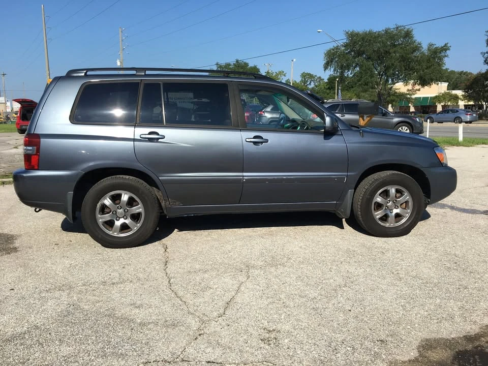 2004 Toyota Highlander - Image 6 of 18