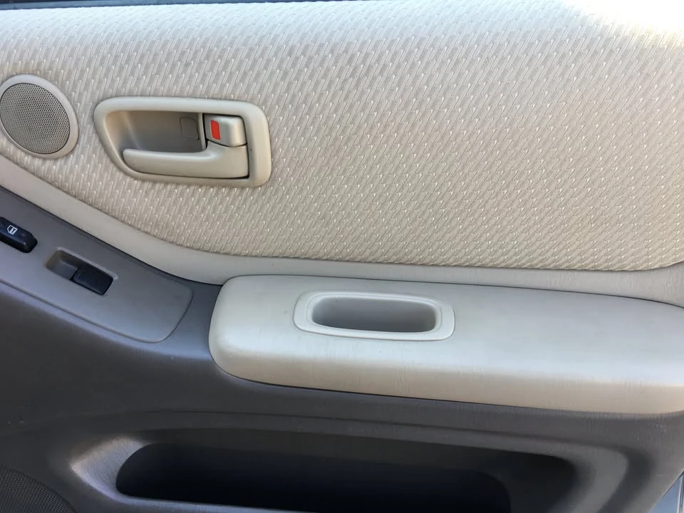2004 Toyota Highlander - Image 13 of 18