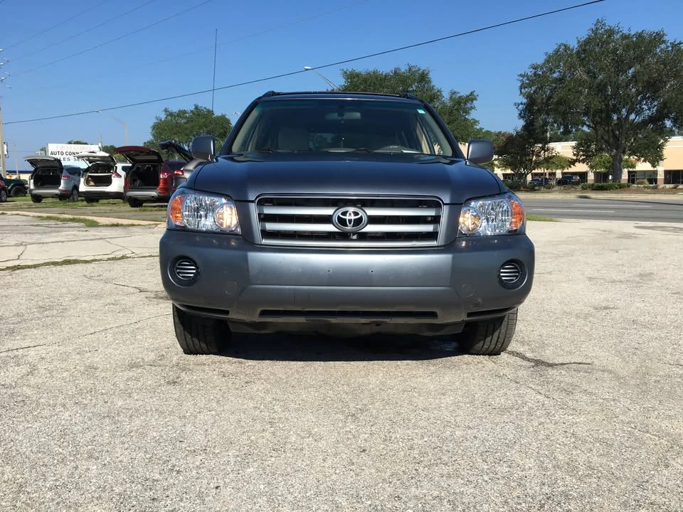 2004 Toyota Highlander - Image 2 of 18