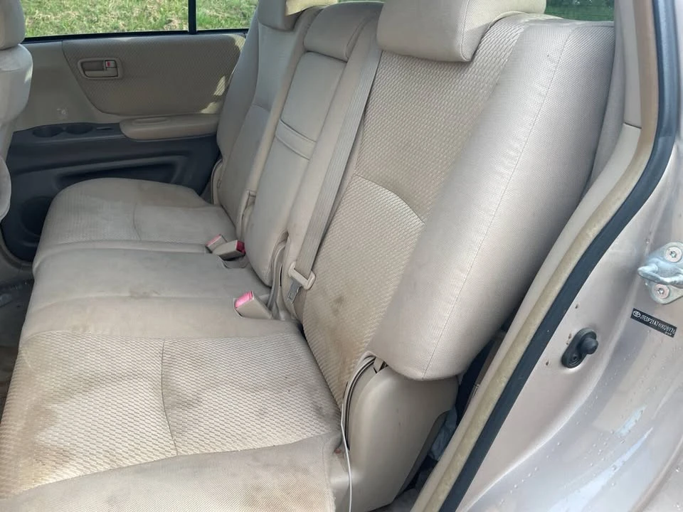 2004 Toyota Highlander - Image 16 of 20
