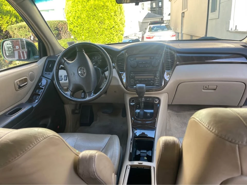 2004 Toyota Highlander - Image 5 of 5