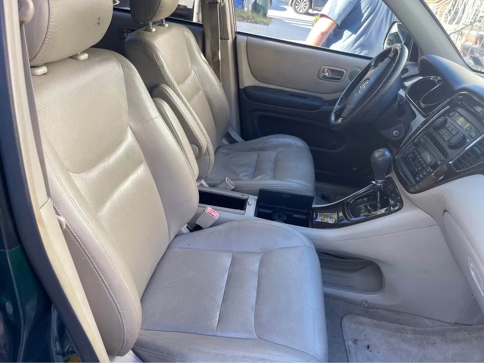 2004 Toyota Highlander - Image 3 of 5