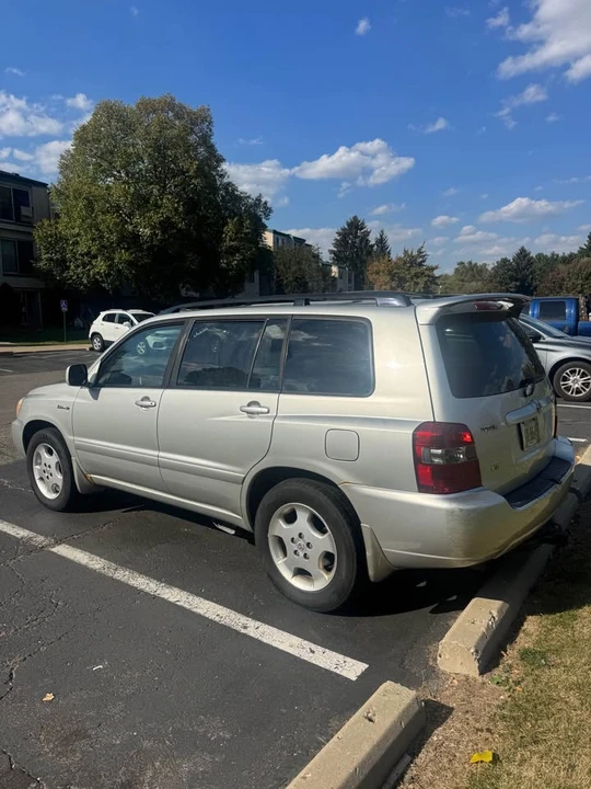 2004 Toyota Highlander - Image 4 of 8