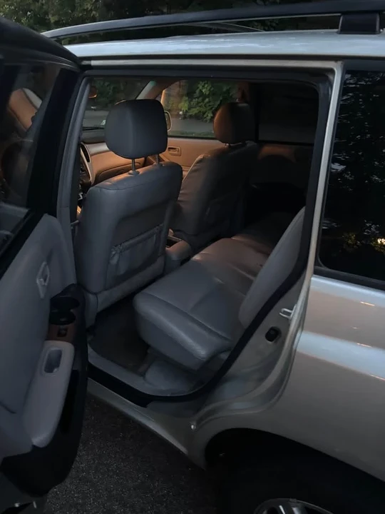 2004 Toyota Highlander - Image 4 of 10