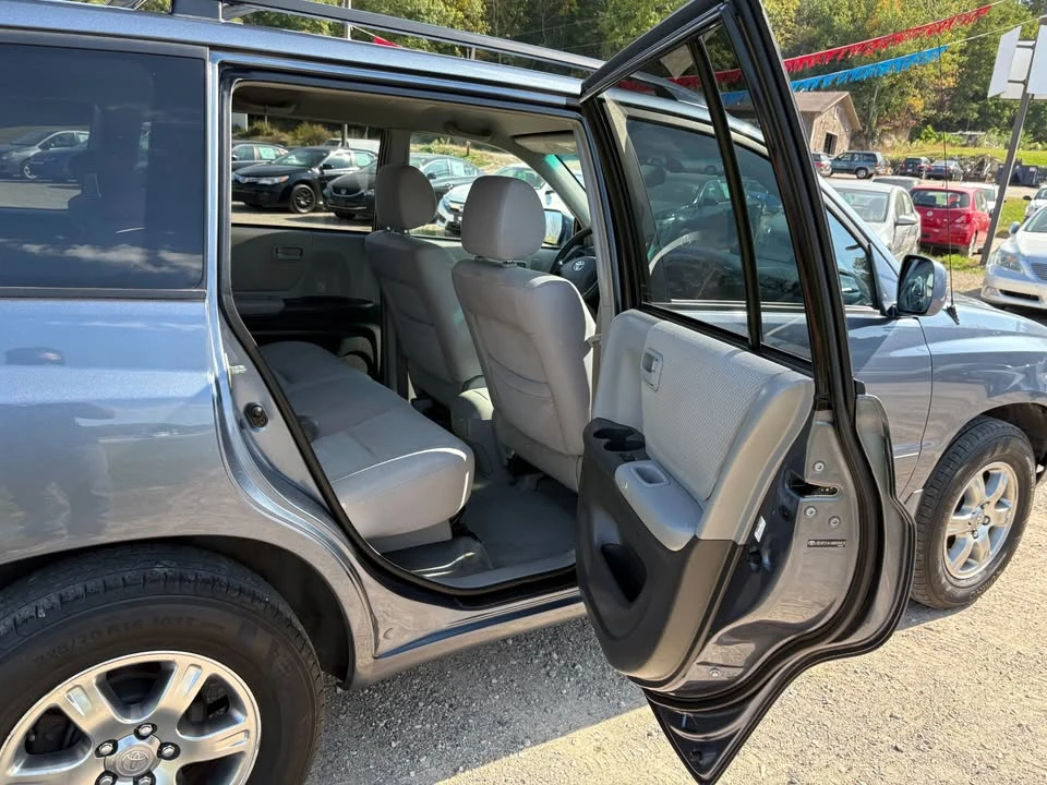 2004 Toyota Highlander - Image 19 of 19