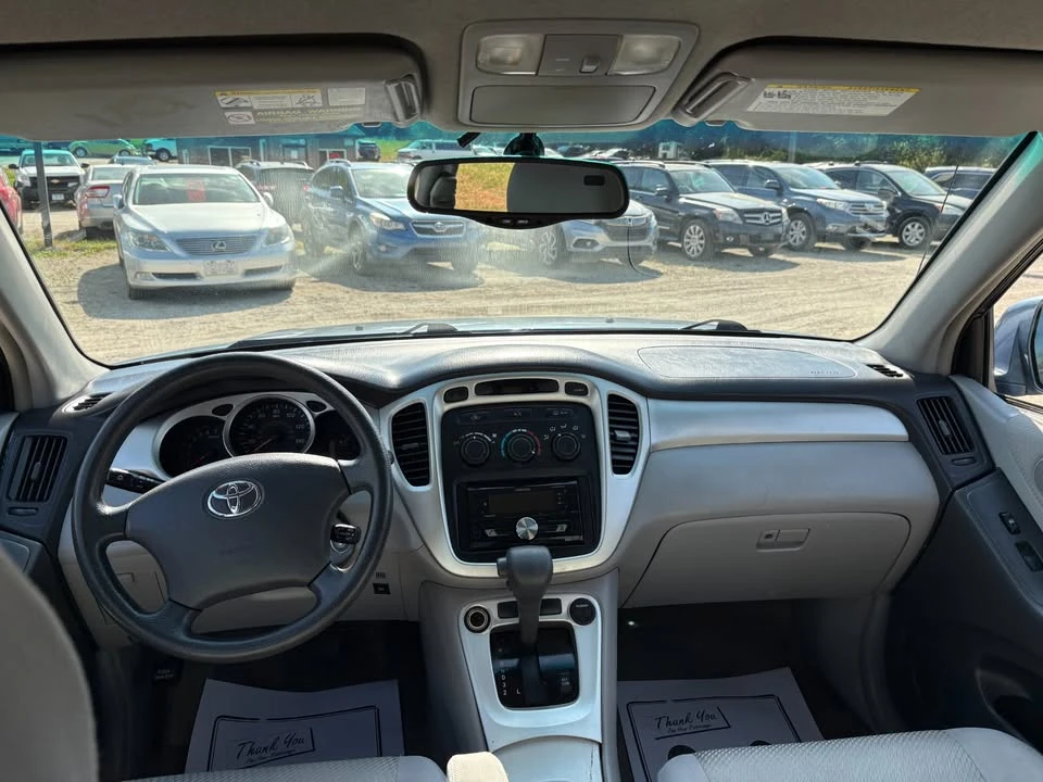 2004 Toyota Highlander - Image 11 of 19